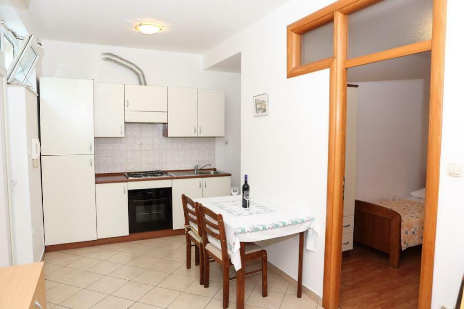 Apartmani Apollo Split Eksteriør billede